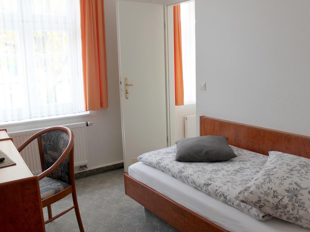 Parkhotel & Kurcafe Bad Sassendorf Zimmer foto