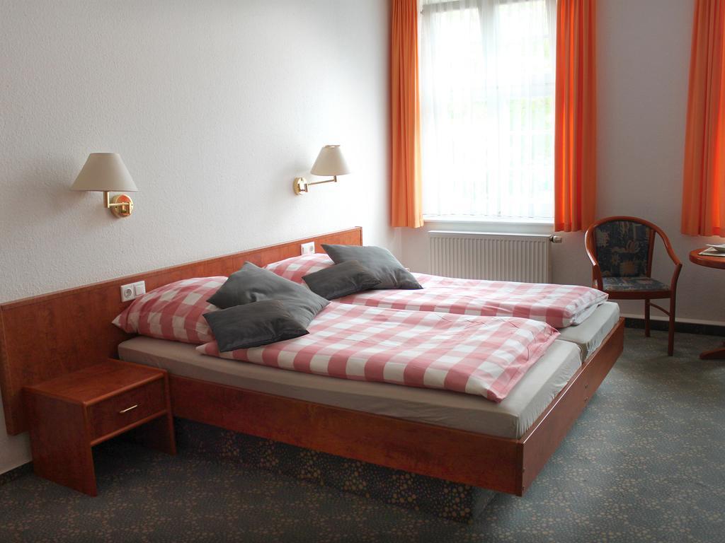 Parkhotel & Kurcafe Bad Sassendorf Zimmer foto